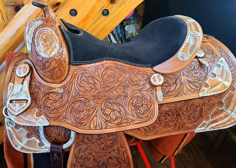 16" Double T fully tooled show saddle - engraved silver and copper plating